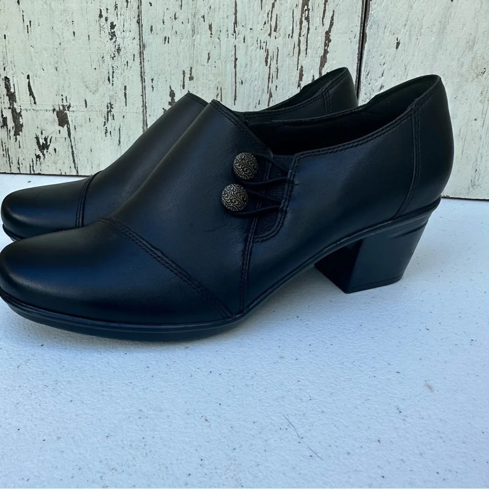 Clarks Collection Emslie Warren Block Heel Loafer/Bootie Size 8.5 - Picture 3 of 8